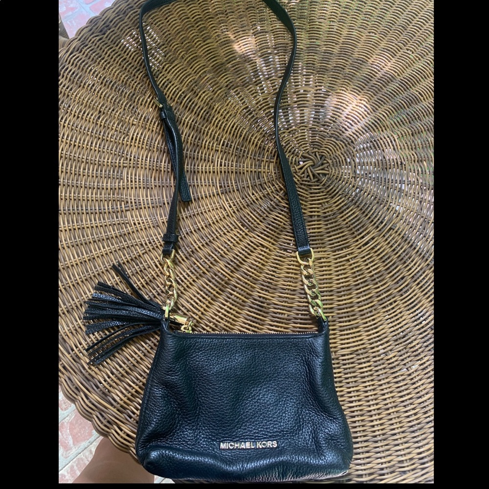 Small Black/Gold Michael Kors bag